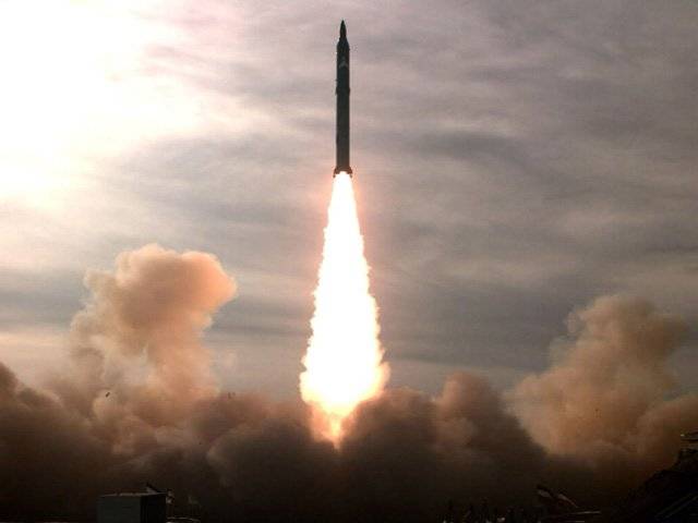 Iran test-fires medium-range Sejil-2 missile