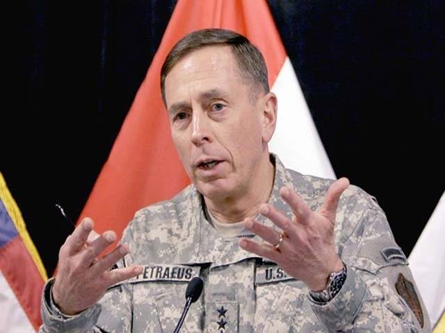Petraeus visits Yemen as US beefs up counter-terror ops