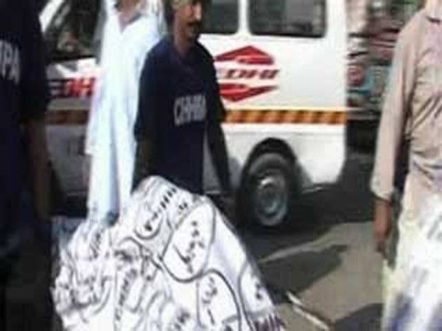 28 dead in Karachi violence, polling ends in PS-94