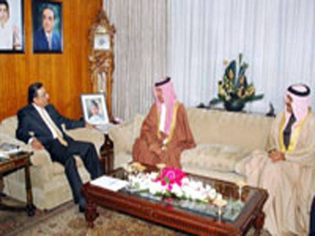 Zardari stresses on enhancing defence ties with Bahrain