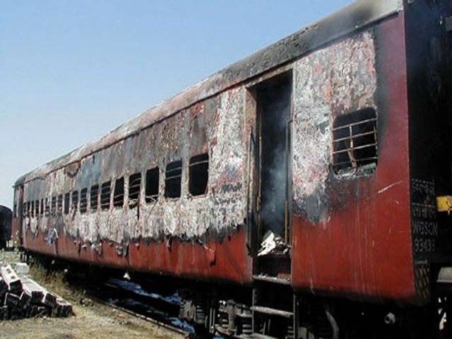 Men given death sentences for Indian train fire