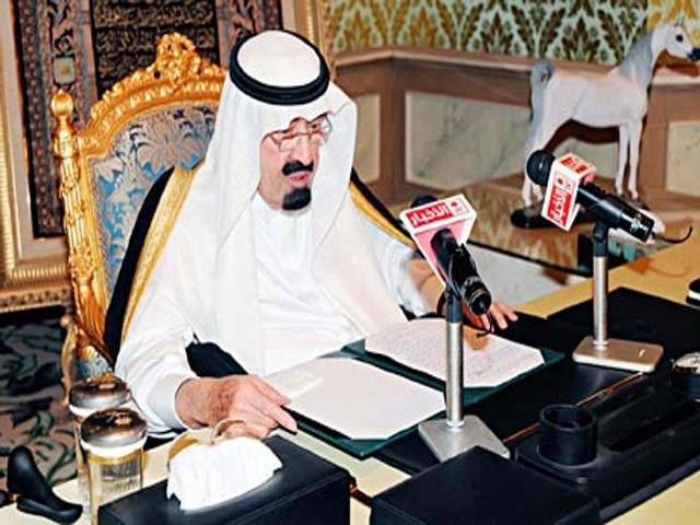 Saudi king announces huge jobs and housing package