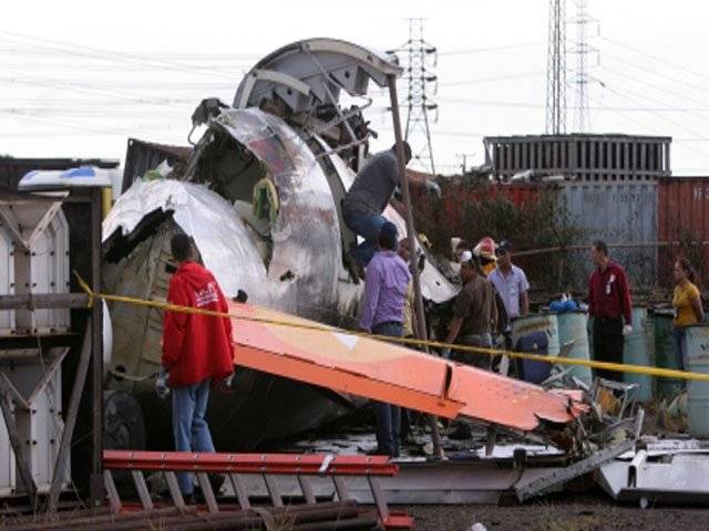 Indonesia plane crash kills 27