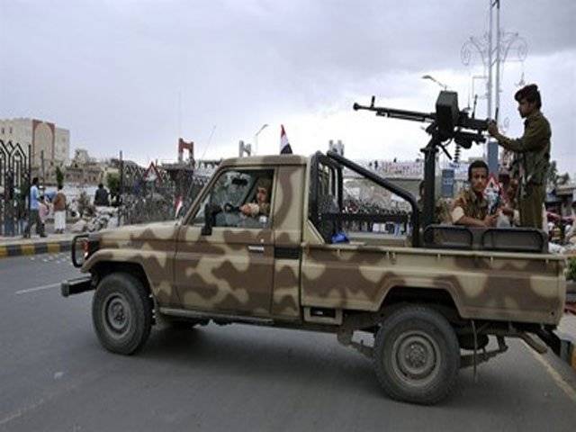 Blasts Kill 28 in Yemen amid widening clashes