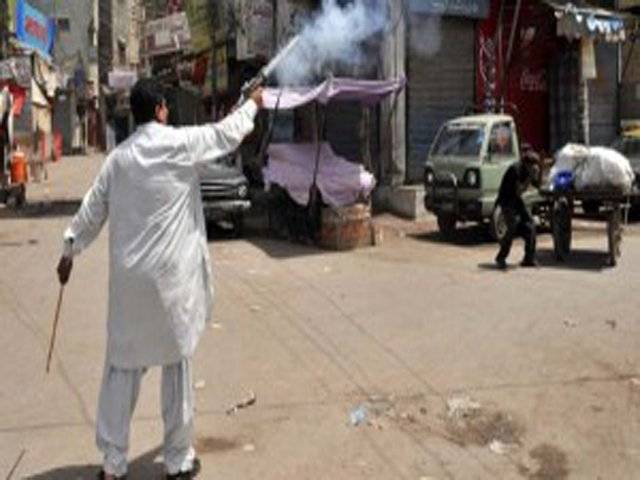 Eight more perish in Karachi violence