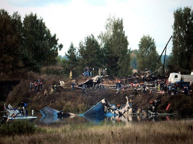 Hockey player, crew bodies recovered after Yaroslavl plane crash