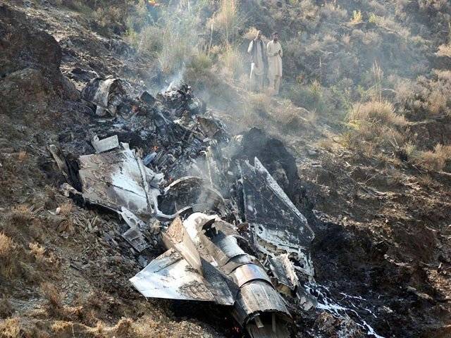 PAF pilot dies as a plane crashed in Attock
