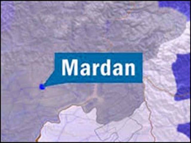 Policeman killed, 9 injured in Mardan blast