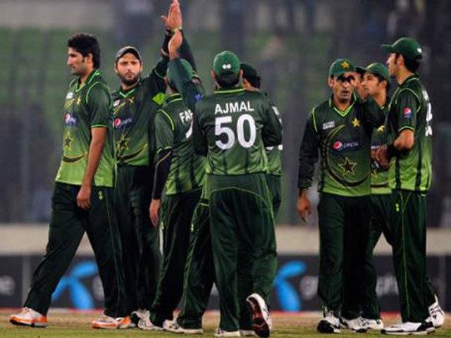 Pakistan beat Bangladesh in 2nd ODI by 76 runs