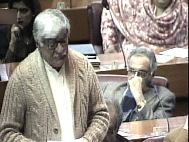 Asfandyar Wali tables resolution in NA in govt's favour