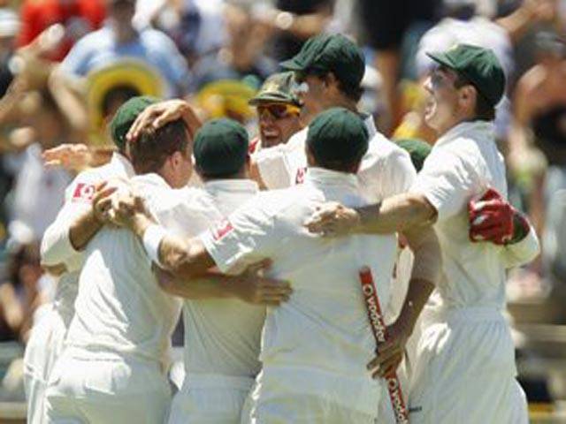 Australia rout India to seal series