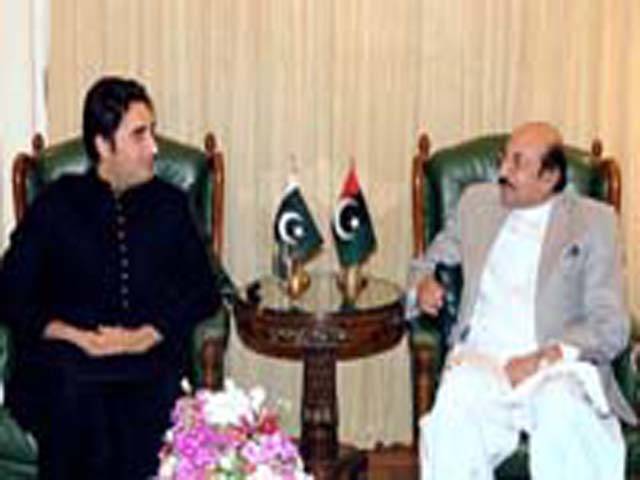 Bilawal holds meeting with Chief Minister Sindh