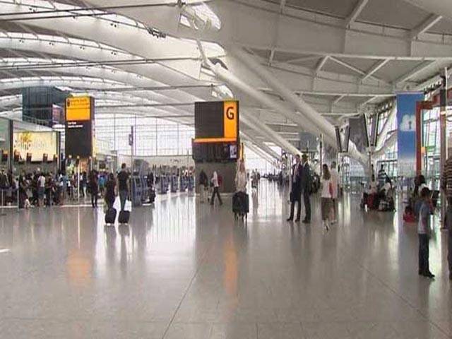 Pakistani youth arrested at Heathrow Airport