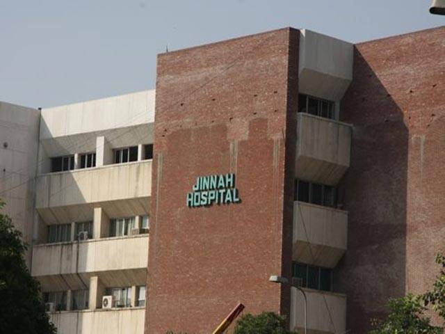 Load shedding pushes a girl into coma in Jinnah Hospital Lahore during surgery