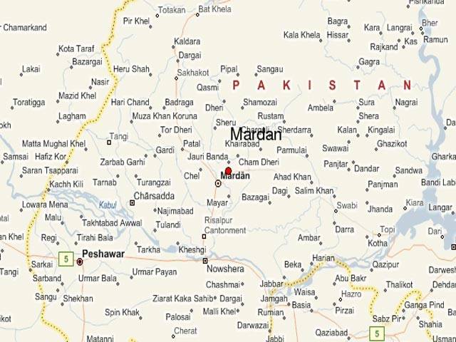 Bomb hits police van in Mardan; 2 hurt