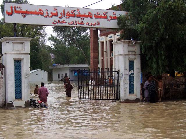Flood in Dera Ghazi Khan affects thousands