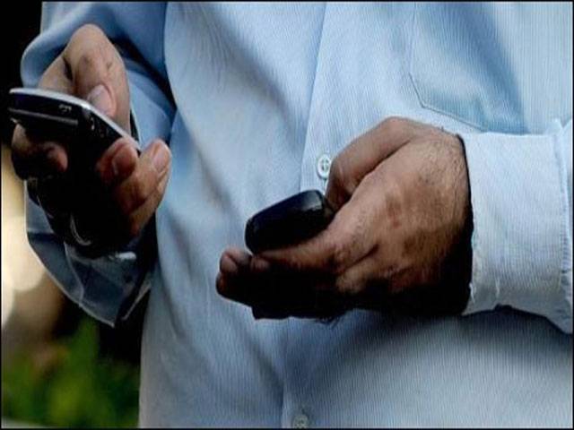 Mobile phone services suspended in Karachi, Quetta