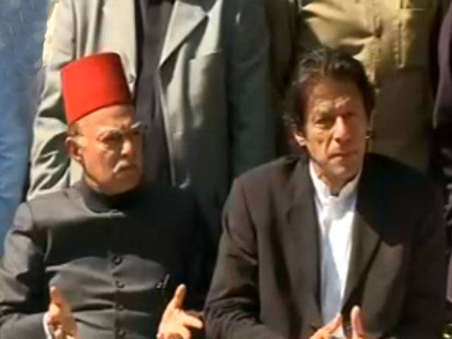 Imran says will never take oath from Asif Zardari