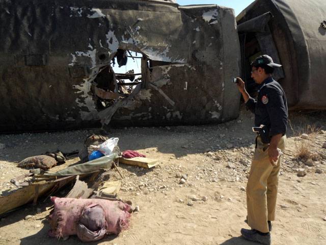 Six killed, 17 hurt as blast hits Jaffar Express in Baluchistan