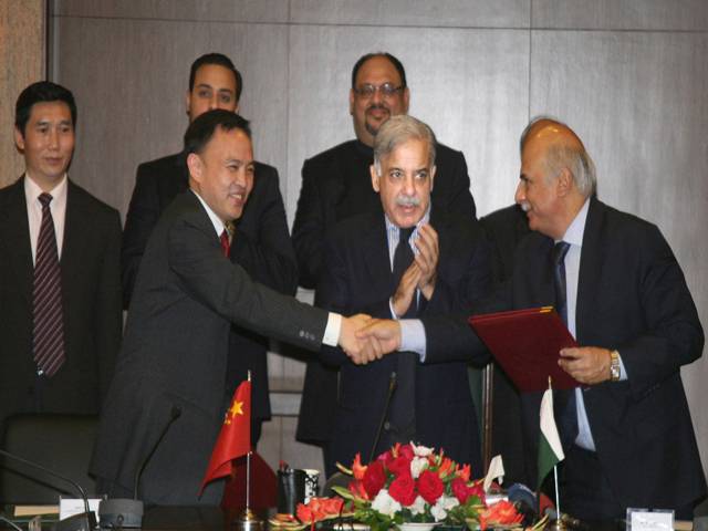 Pakistan‚ China sign 3 MoUs for initiating power projects