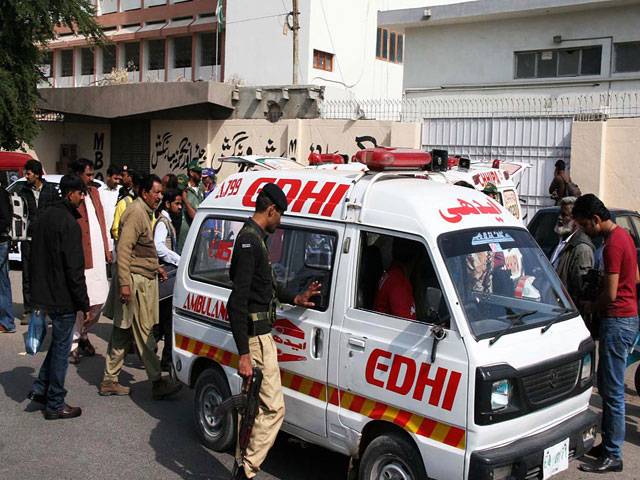 Three bodies recovered near a shrine in Karachi