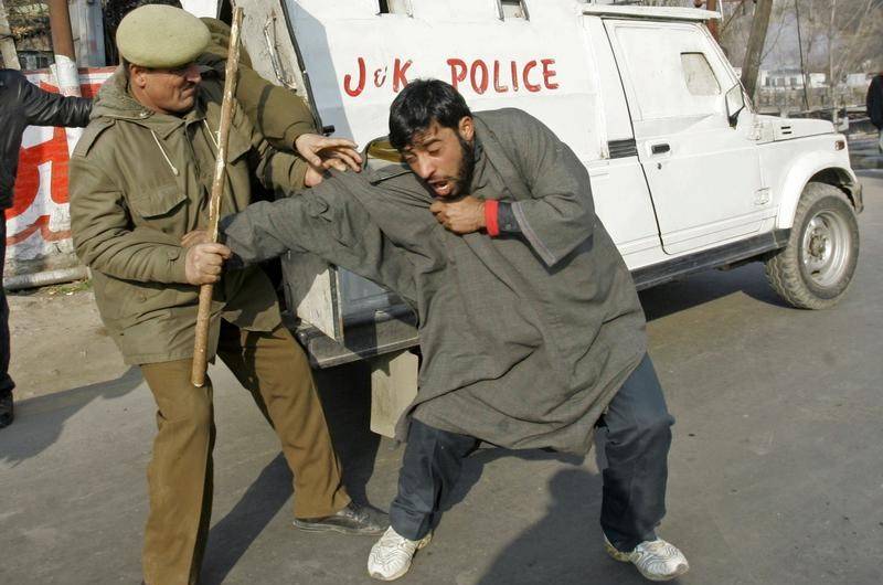 Indian forces kill teenager in occupied Kashmir, leading to protests and curfew