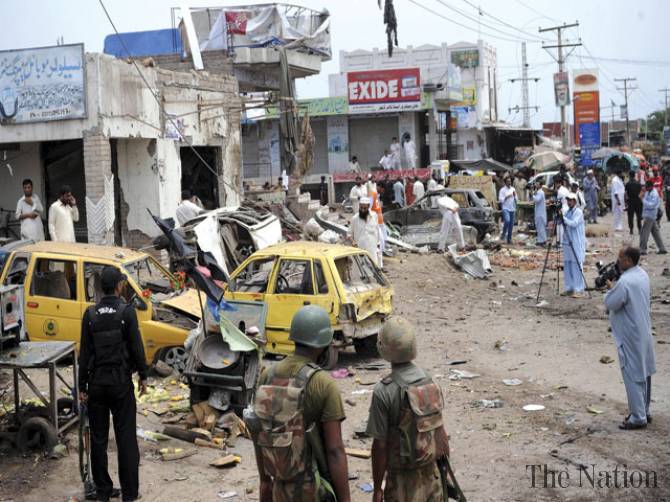 Five sustain injuries in early morning blast in Peshawar