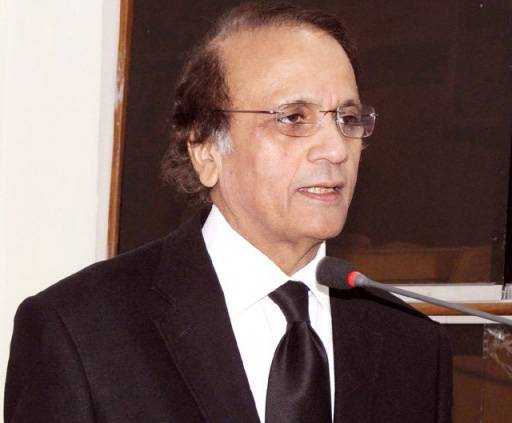 CJP takes notice of threats posed to temple at Karachi 
