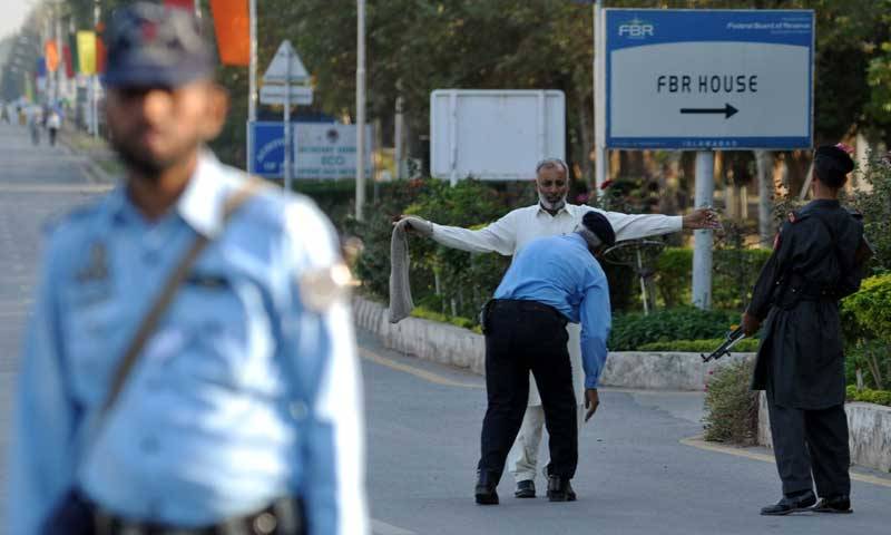 Islamabad: 30 suspects held in connection with the fruit market blast 