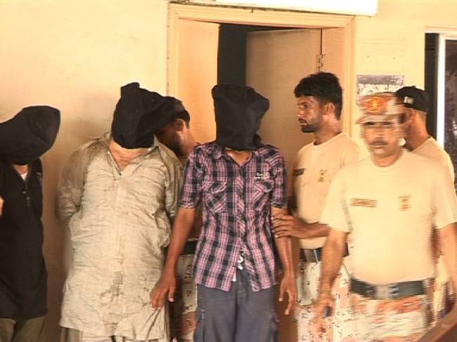 Karachi: Armed “political workers” arrested