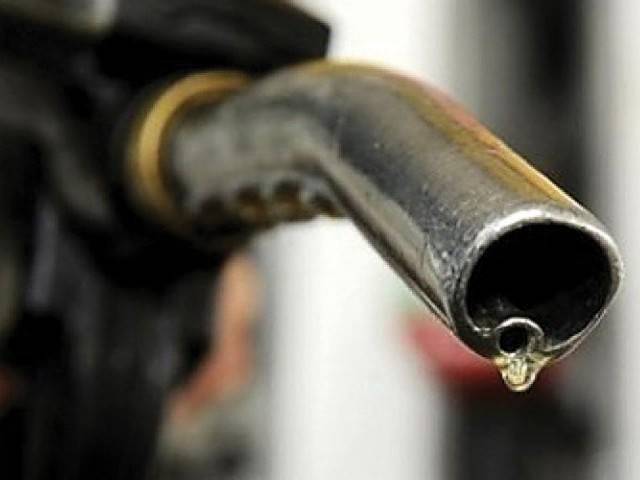 Nawaz Sharif approves reduction in petroleum prices