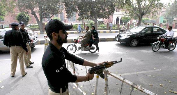 Lahore: Police detains 60 suspects 