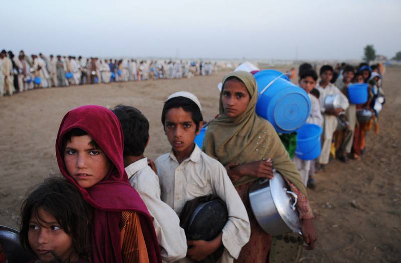 US gives $8 million to IDPs