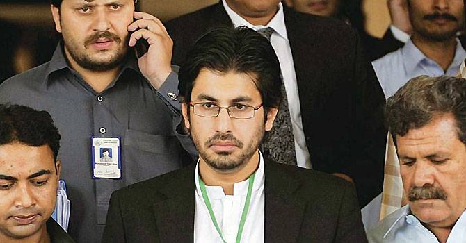 Arsalan gets copy of Khan’s nomination papers