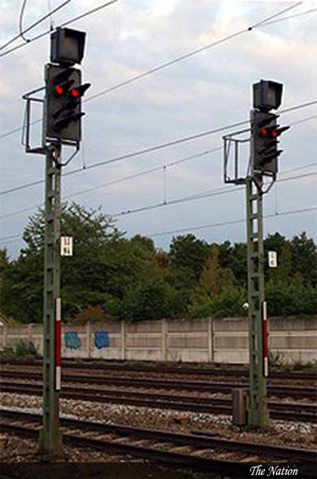 Computerized signals on Karachi-Peshawar rail track 