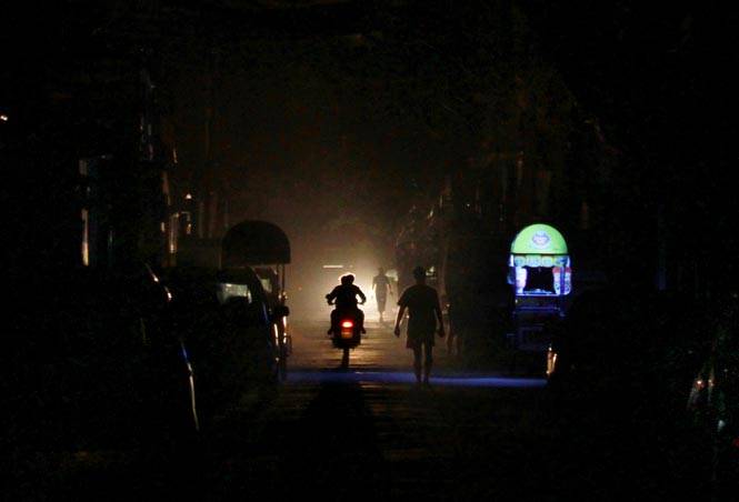 Karachi: Major power breakdown again
