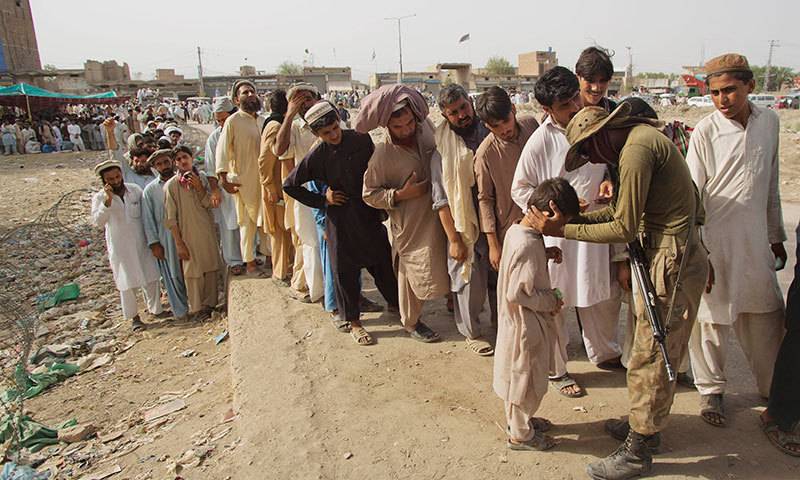Pakistan Army distributed 156,000 food packs among IDPs