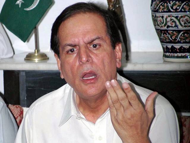Javed Hashmi backs out at the last moment