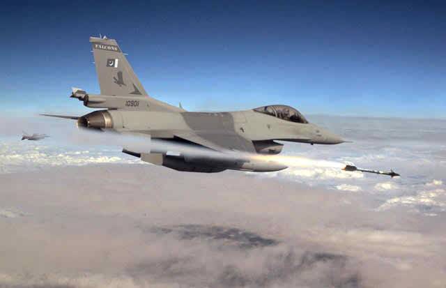 Zarb-e-Azb: Fresh airstrikes kill 15 militants 