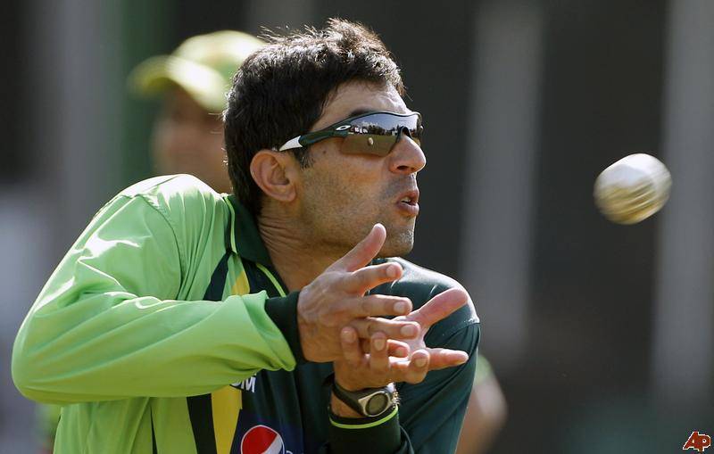 Misbah hints at stepping down as captain