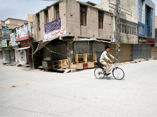 Shutter down strike in Quetta against Hazar Ganji attack