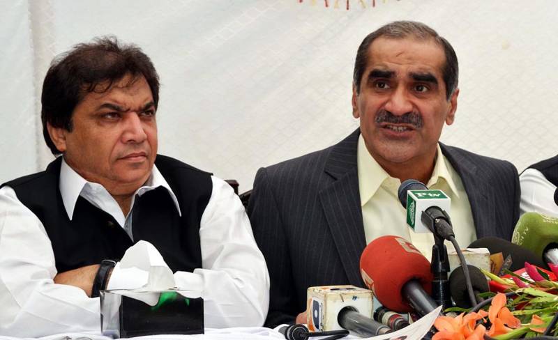 Talks cannot be held under the shadow of threats: Rafique