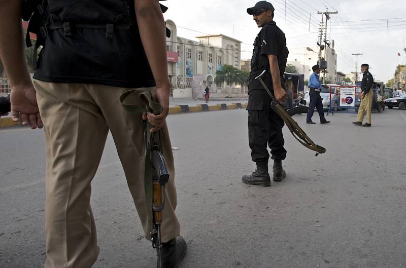 MQM, ANP seek military operation in Karachi