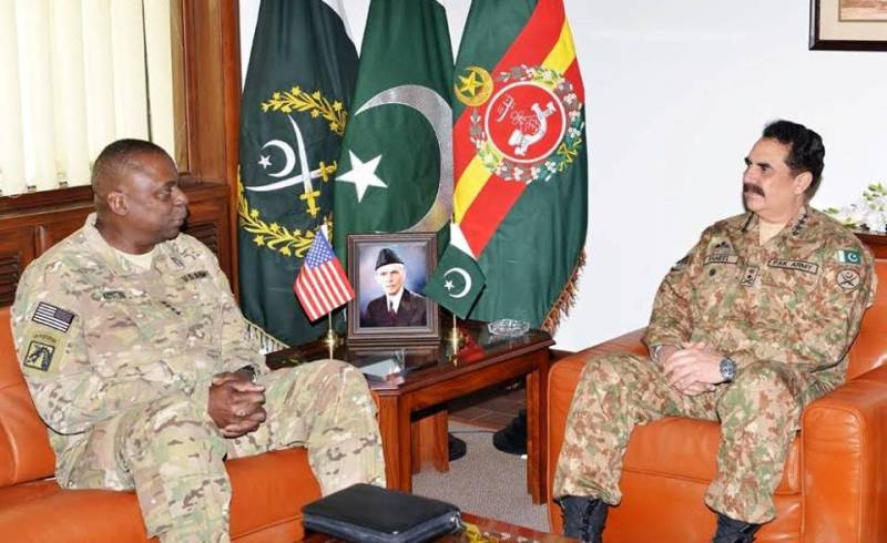 CENTCOM chief lauds sacrifices rendered by Pakistan Army 