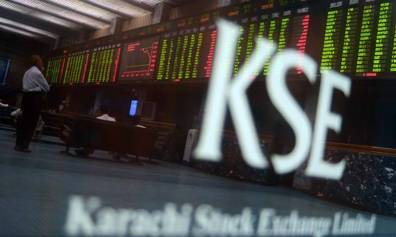 KSE index hits all-time high, crosses 34,000 points