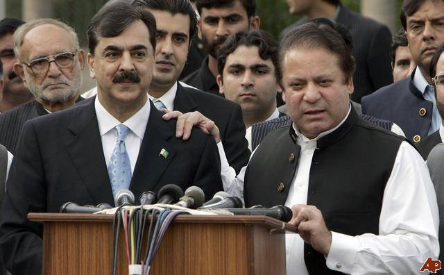 Contempt of court petitions against Nawaz Sharif and Yousuf Raza Gillani dismissed 