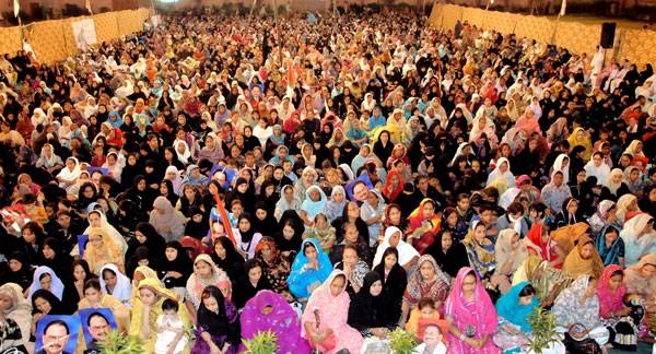 Women should lead voting in by-elections: Altaf Hussain 