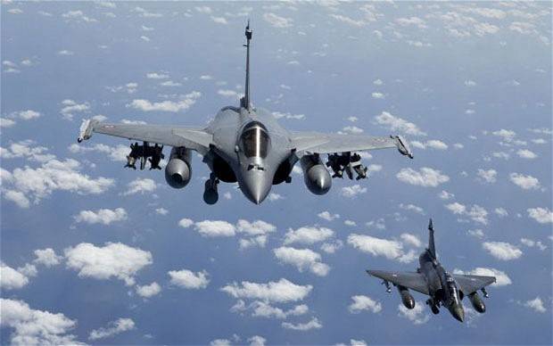 India eyes French-made Rafale fighter jets 