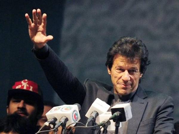 Gilgit-Baltistan’s visit cancelled due to bad weather: Imran Khan