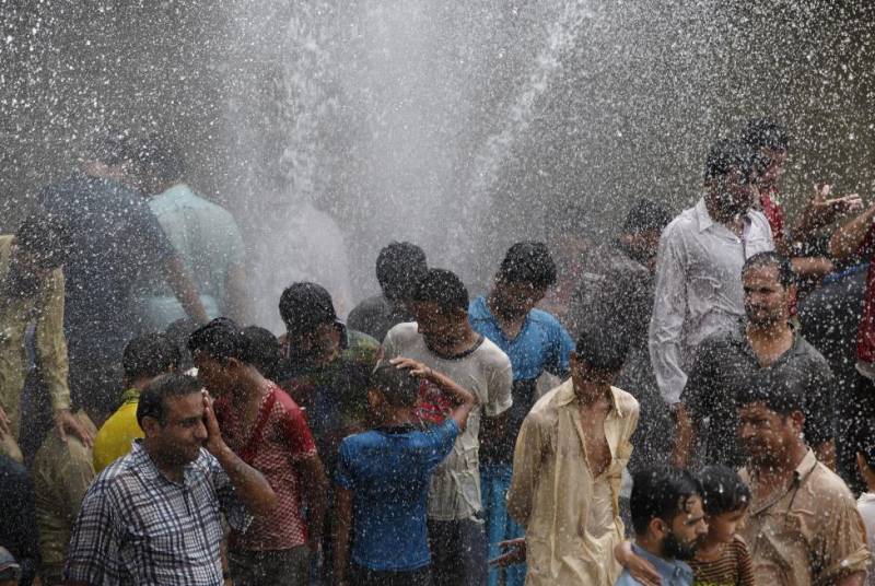 Heatwave eases after killing 1,150 Pakistanis